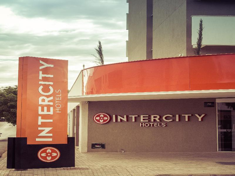 Intercity Montes Claros Buitenkant foto